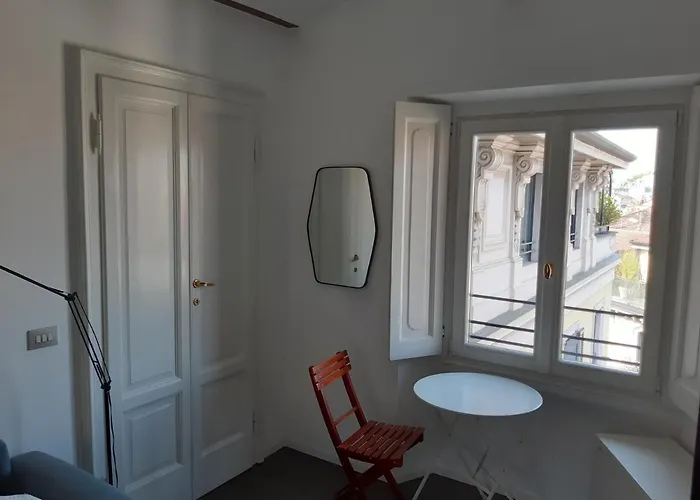 Di Charme Con Ingresso Indipendente Πανσιόν